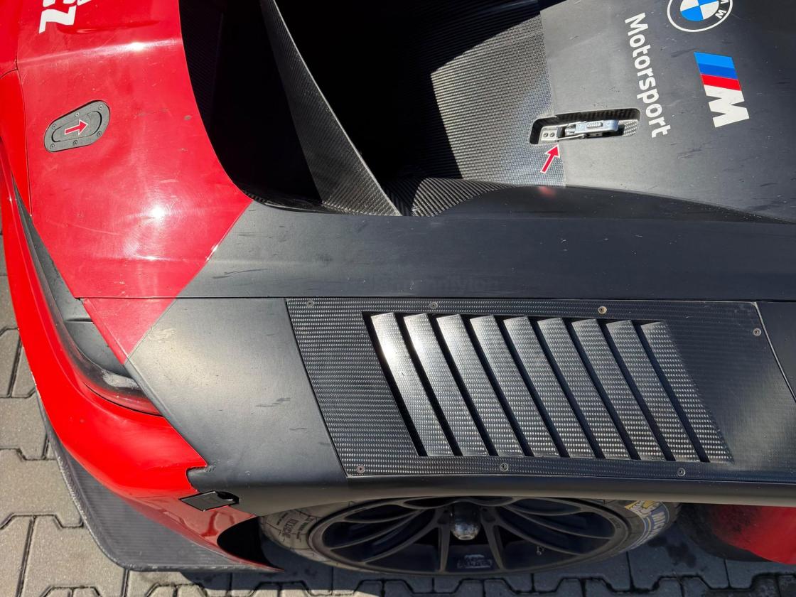 BMW M4 GT3 (G82) - Image 6