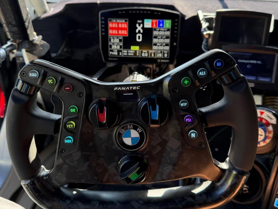 BMW M4 GT3 (G82) - Image 8