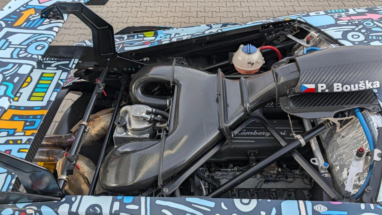 Lamborghini Huracán Super Trofeo EVO2 - Image 6