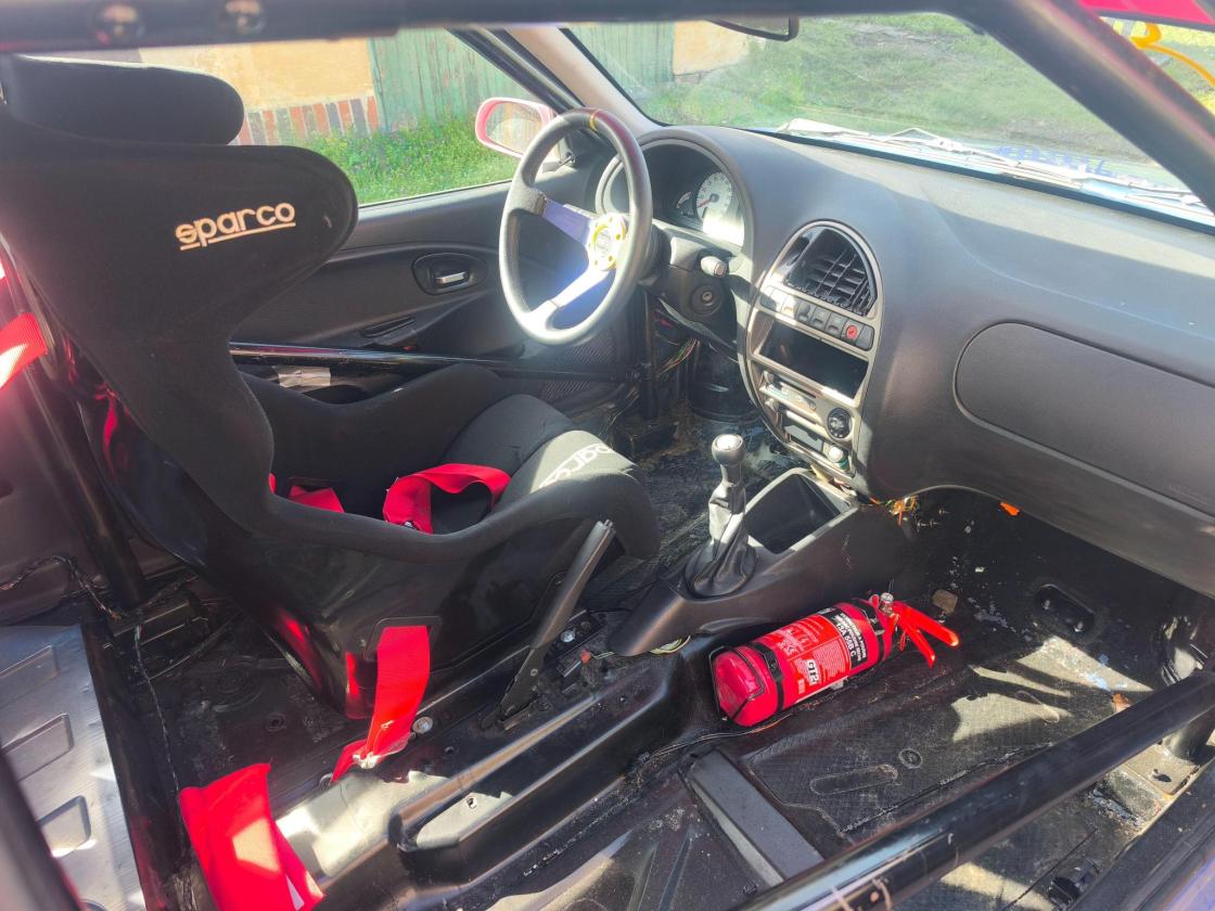 Citroen Saxo VTS 1.4 Group N1 400 - Image 8