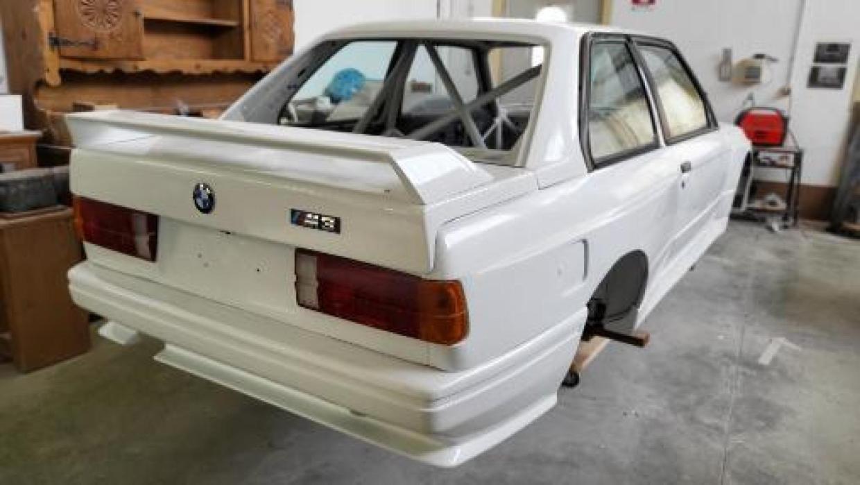 Chassis BMW M3 E30 Gr. A - Image 2