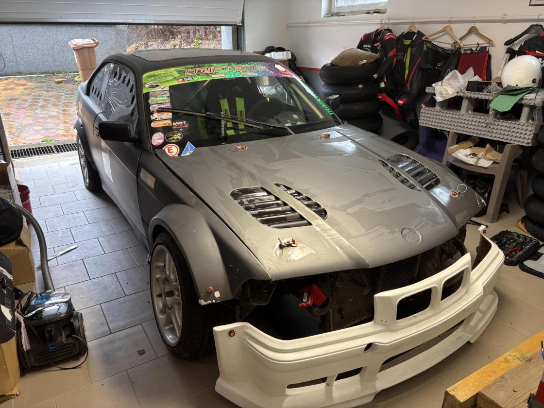 Bmw E36 V8 - Vaizdas 3