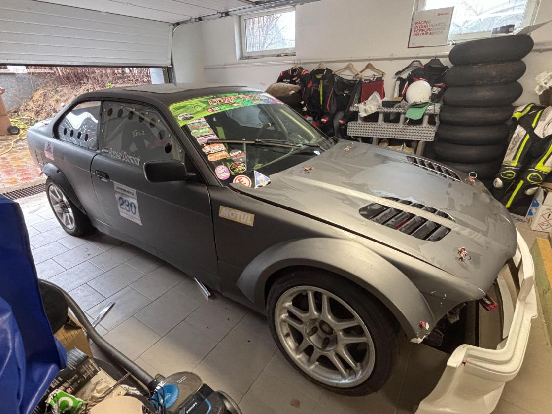 Bmw E36 V8 - Vaizdas 4