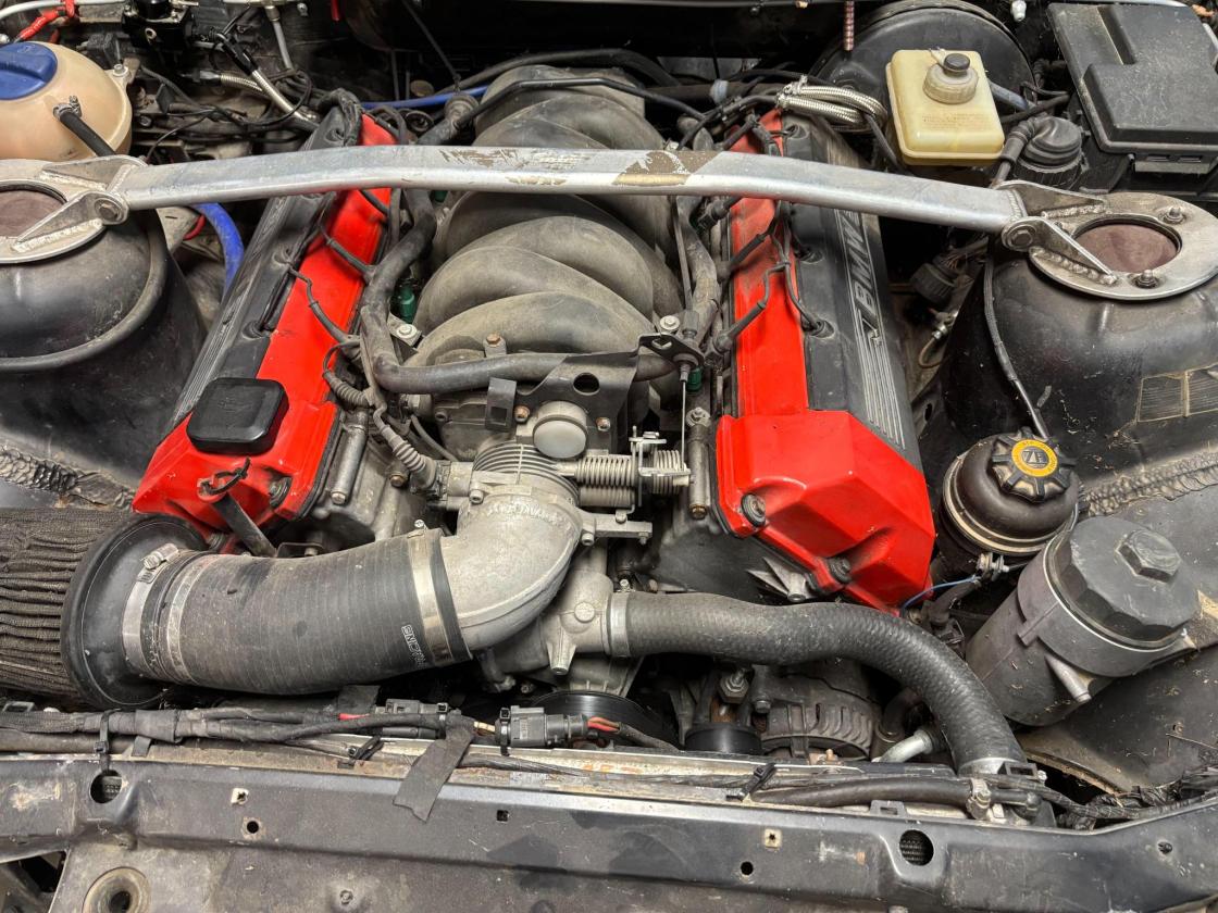 Bmw E36 V8 - Vaizdas 10