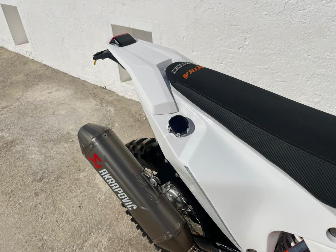 KTM 450 Rally Factory Replica – December 2022 (2023 Model) - Image 2