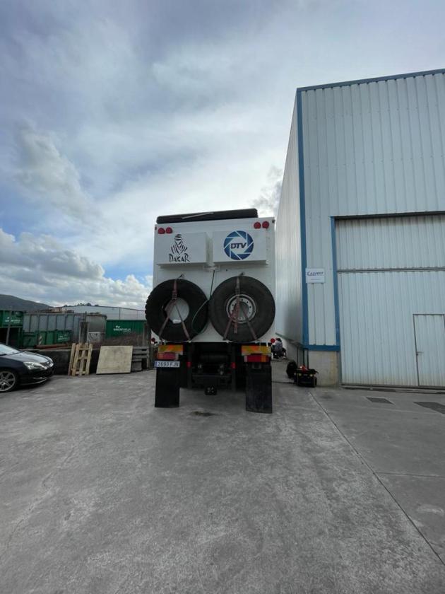 RENAULT KERAX 380 - Image 4