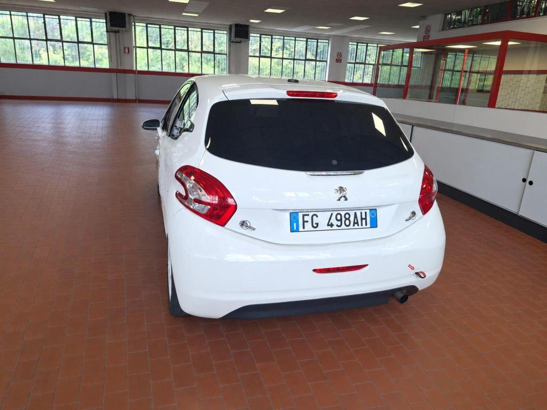 Peugeot 208 Rally4/ R2B